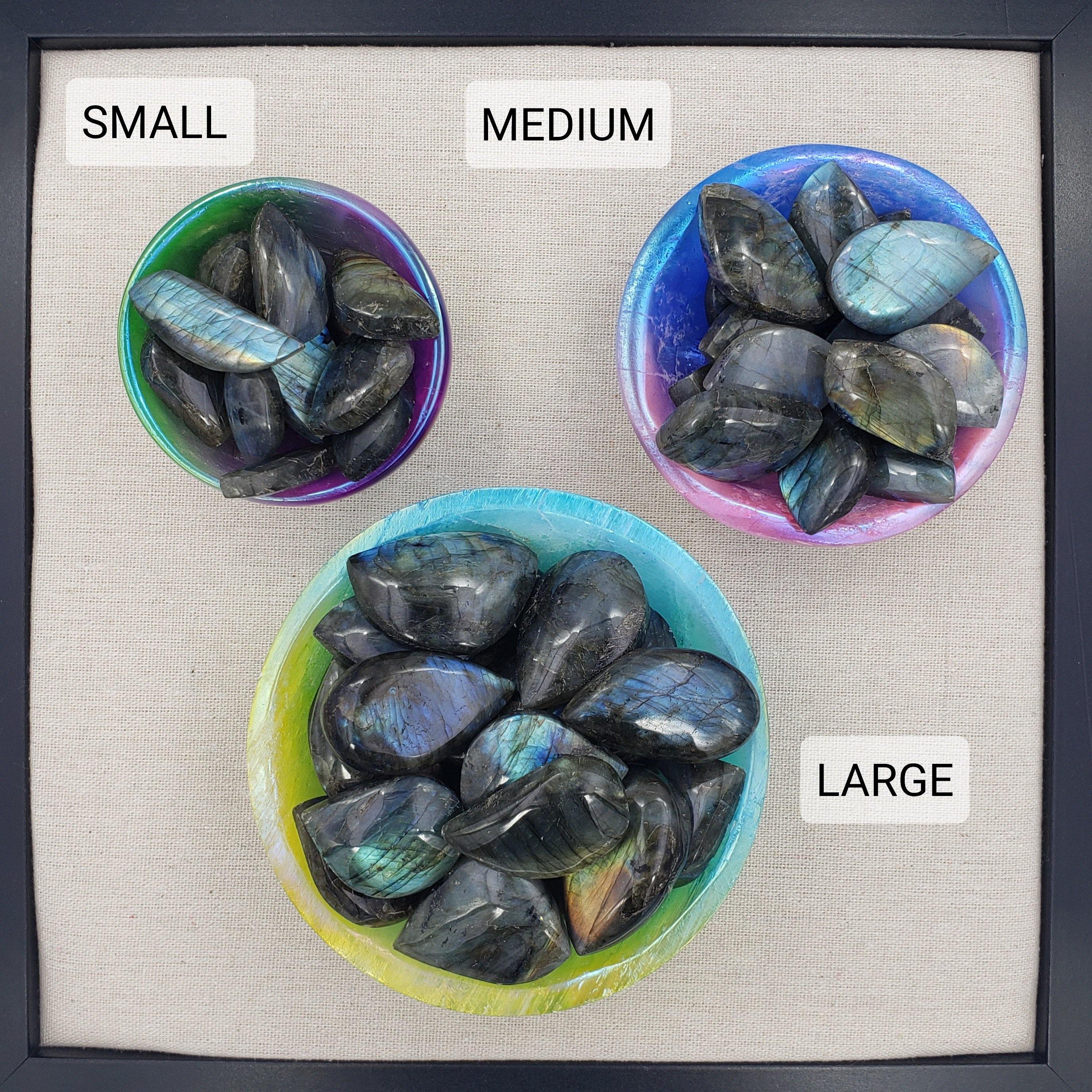 Labradorite Cabochons - CRYSTAL LIGHT ELEMENTS 